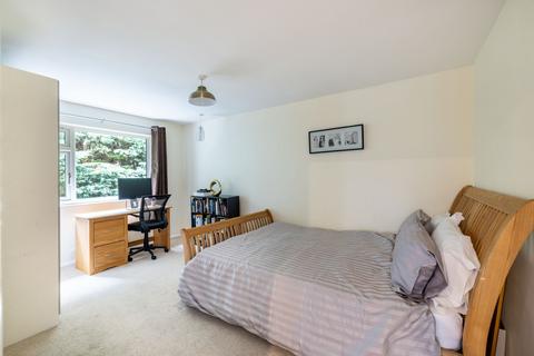 2 bedroom maisonette for sale, Braemar Avenue, South Croydon, CR2