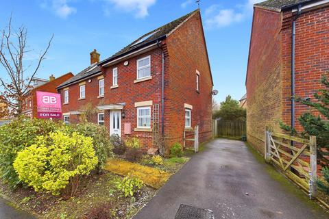 Kiln Avenue, Chinnor