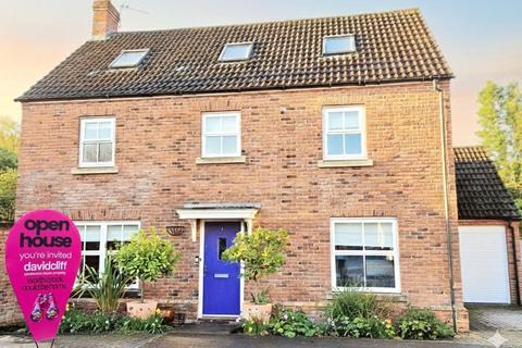 undefined, Tayberry Grove, Reading RG7