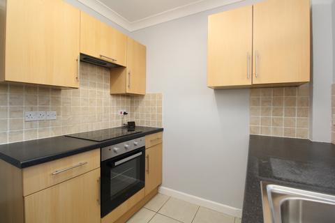 2 bedroom apartment to rent, Ashley Road, Poole