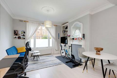 1 bedroom flat to rent, Coningham Road, London W12