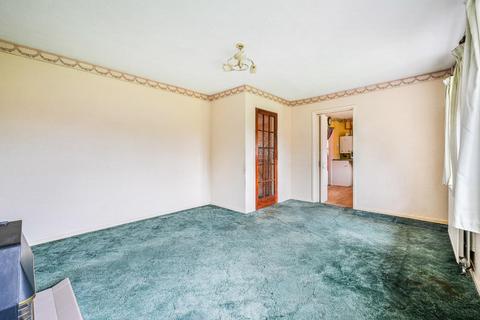 2 bedroom flat for sale, Kingston Road, Ewell Village