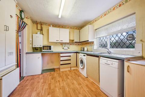 2 bedroom flat for sale, Kingston Road, Ewell Village