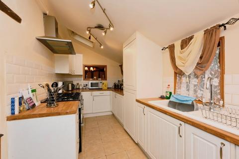 3 bedroom detached house for sale, Pick Hill, Waltham Abbey EN9