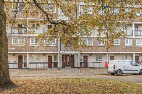 3 bedroom flat for sale, Gibbs Green, London, W14