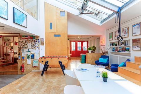 4 bedroom terraced house for sale, Holmead Road, London, SW6