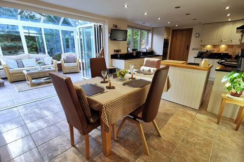 Woodside, 24 Newgate, Kirby Cane, Bungay, NR35 2PP