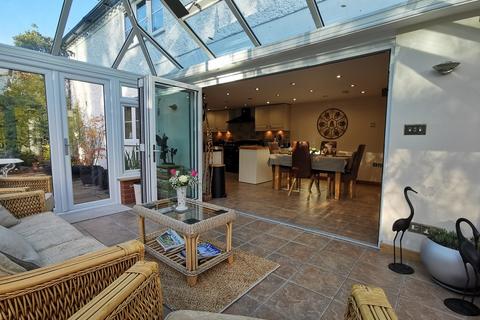 Woodside, 24 Newgate, Kirby Cane, Bungay, NR35 2PP