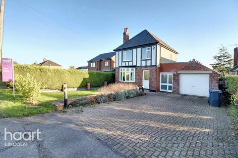 3 bedroom detached house for sale, Wragby Road East, Lincoln