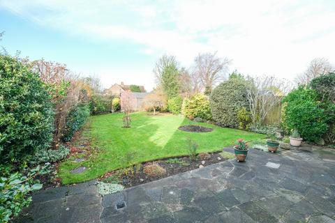 4 bedroom detached house for sale, The Highway, Orpington