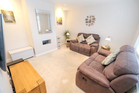 3 bedroom end of terrace house for sale, Chipperfield Road, Orpington