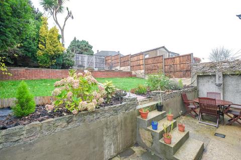 3 bedroom end of terrace house for sale, Chipperfield Road, Orpington