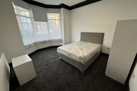 1 bedroom in a house share to rent, Leafield Road , Darlington