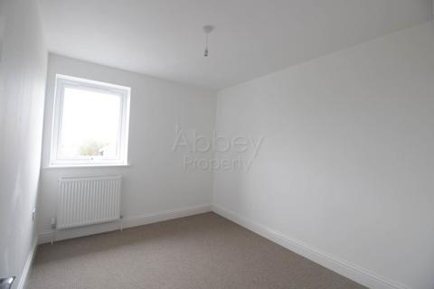 1 bedroom flat to rent, Earls Court, Mulberry Close - Near Town Centre - LU1 1BZ