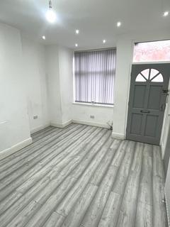 2 bedroom terraced house to rent, Bexley Avenue, Leeds LS8