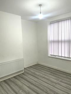 2 bedroom terraced house to rent, Bexley Avenue, Leeds LS8