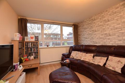 2 bedroom flat for sale, Cleaver Gardens, Nuneaton