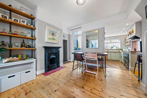 60 Beddington Grove, Wallington, SM6 8LD