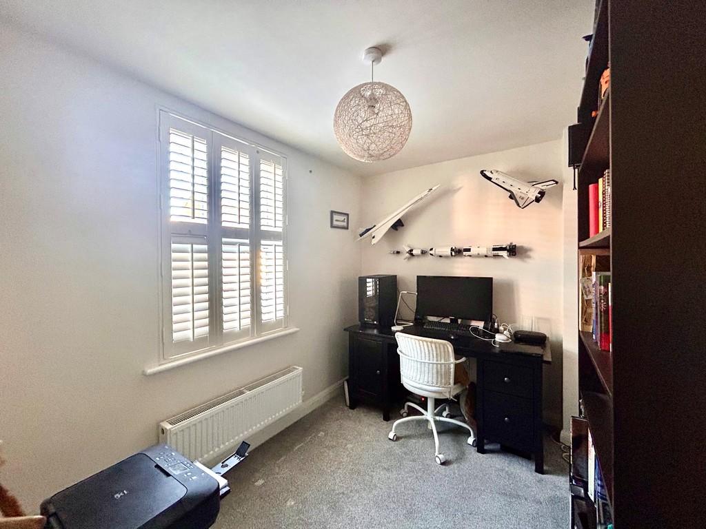 39 neptune office