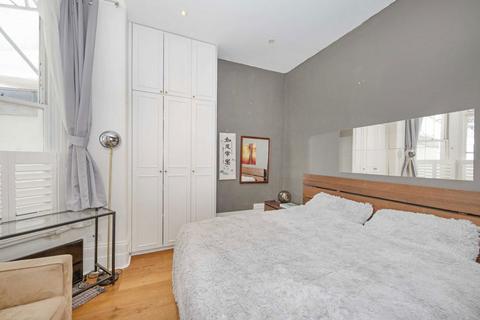 2 bedroom flat to rent, Gauden Road, London SW4