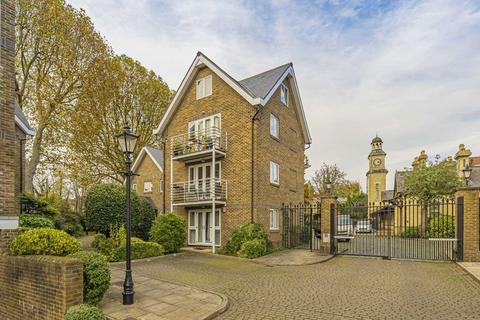 1 bedroom flat for sale, Thames Close, Hampton TW12