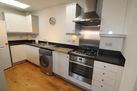 2 bedroom mews to rent, Goetre Fawr, Radyr