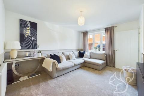 3 bedroom end of terrace house for sale, Birchwood Drive, Colchester