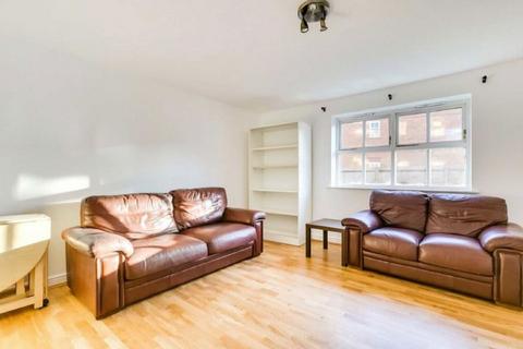 2 bedroom flat to rent, Massingberd Way, London SW17