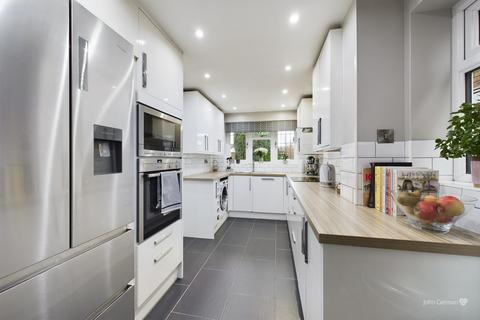 114 Athlestan Way, Stretton, Burton-on-trent, DE13 0XZ