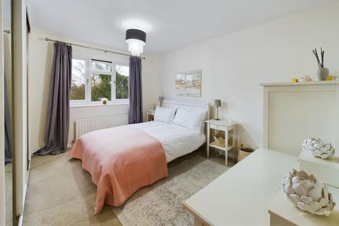 114 Athlestan Way, Stretton, Burton-on-trent, DE13 0XZ