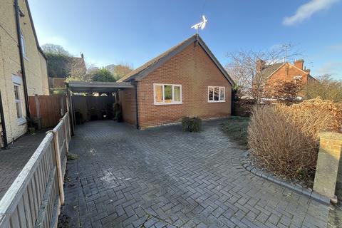 2 bedroom detached bungalow for sale, Scalpcliffe Road, Burton-on-Trent