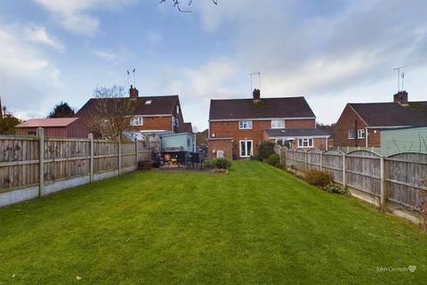 3 bedroom semi-detached house for sale, Leawood Road, Midway