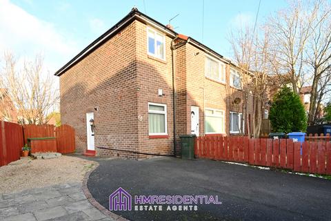 3 bedroom flat to rent, Swinley Gardens, Denton Burn NE15