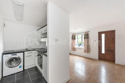 1 bedroom ground floor flat to rent, Bunning Way, Islington