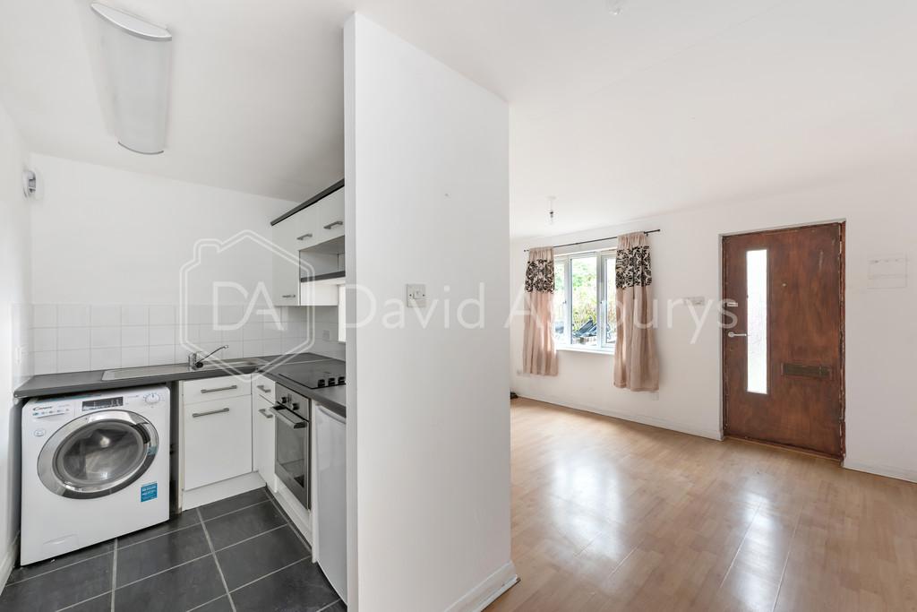 221120246 DAISL 126 Bunning Way N7 9 UW 005