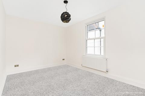 2 bedroom apartment to rent, Cathedral Road, Cardiff CF11