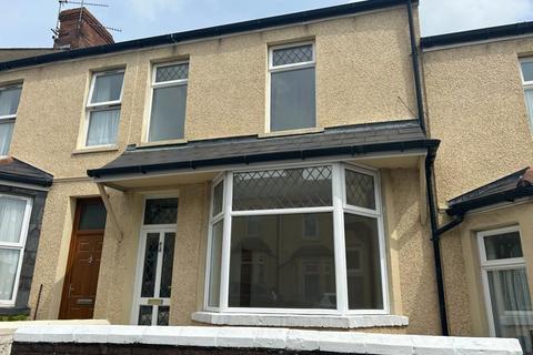 3 bedroom terraced house to rent, Coigne Terrace, Barry CF63