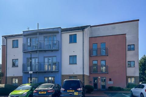 2 bedroom ground floor flat for sale, Rhodfa'r Gwagenni, Vale of Glamorgan CF63