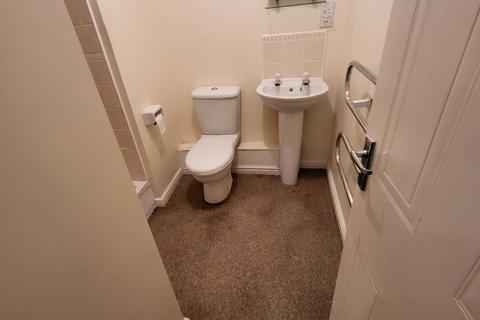 2 bedroom ground floor flat for sale, Rhodfa'r Gwagenni, Vale of Glamorgan CF63