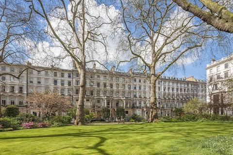 2 bedroom apartment for sale, Ennismore Gardens, Knightsbridge SW7