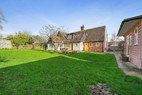 3 bedroom detached house for sale, Gestingthorpe Road, Sudbury CO10