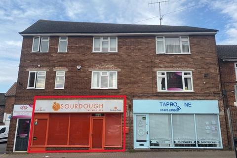 Retail property (high street) to rent, Welby Street, Grantham