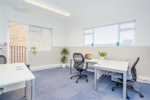 Office to rent, 96 High Street, Guildford