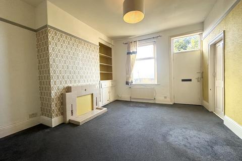 2 bedroom terraced house to rent, Stanacre Place, Bradford