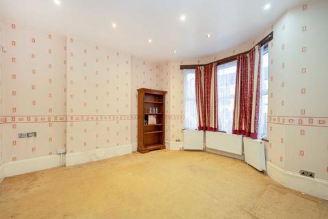 4 bedroom house for sale, Wendover Road, London NW10