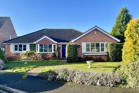 3 bedroom detached bungalow for sale, St. Leonards Avenue, Woodhall Spa LN10