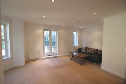 2 bedroom apartment to rent, Stanmore