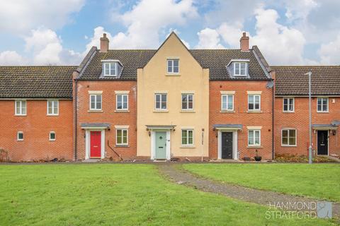 3 bedroom townhouse for sale, Marauder Road, Norwich