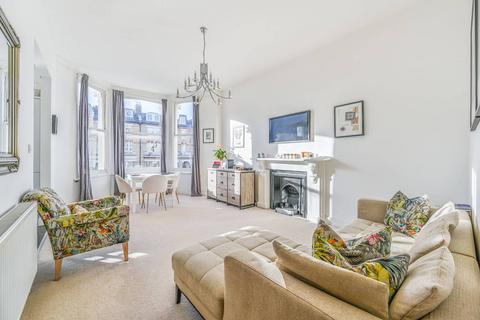 2 bedroom flat for sale, The Chase, Clapham, London, SW4