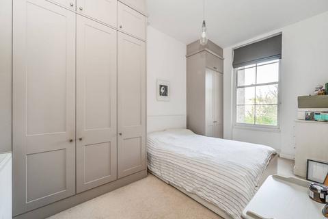 2 bedroom flat for sale, The Chase, Clapham, London, SW4